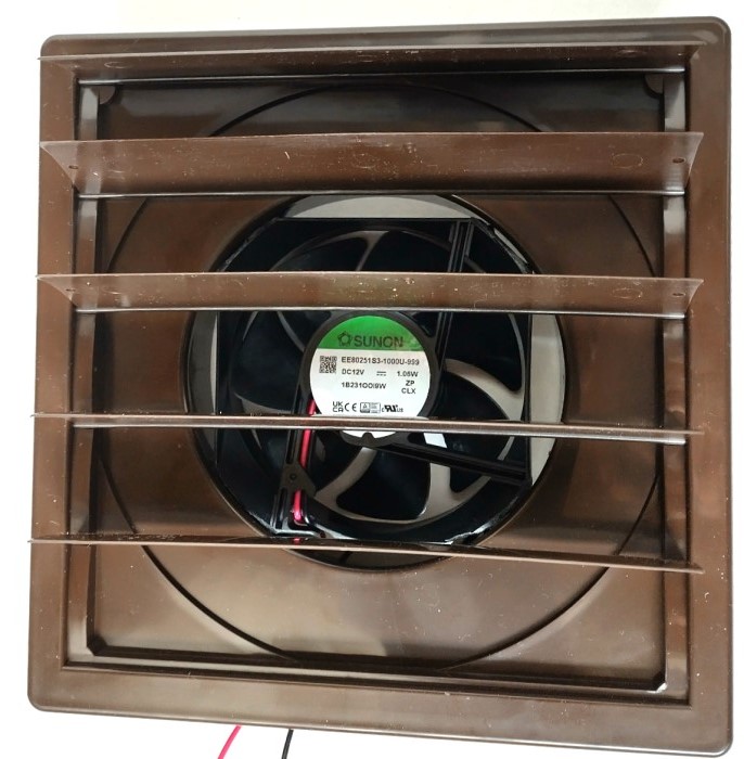 Lamelventil BRUN 170x170mm med indbygget 1W_12V ventilator